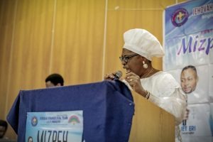 imgi_11_m5a4800_49201024408_o-300×200